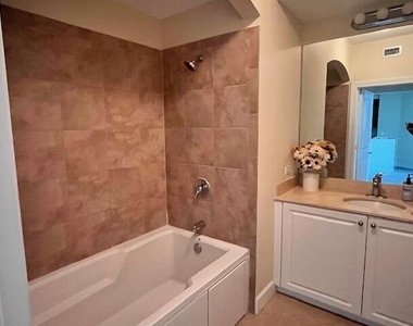 1660 Renaissance Commons Boulevard - Photo Thumbnail 20