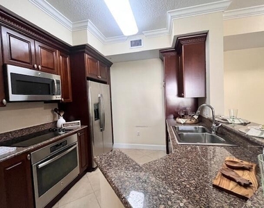 1660 Renaissance Commons Boulevard - Photo Thumbnail 6