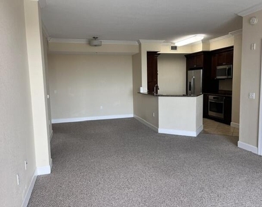 1660 Renaissance Commons Boulevard - Photo Thumbnail 12