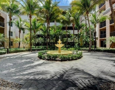 1660 Renaissance Commons Boulevard - Photo Thumbnail 27