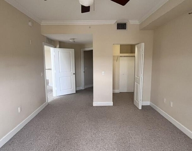 1660 Renaissance Commons Boulevard - Photo Thumbnail 41