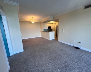 1660 Renaissance Commons Boulevard - Photo Thumbnail 24
