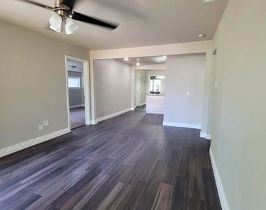 4205 5th Avenue - Photo Thumbnail 1