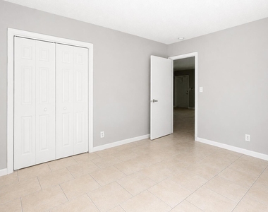 181 Nw 42nd Street - Photo Thumbnail 11