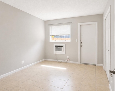 181 Nw 42nd Street - Photo Thumbnail 14