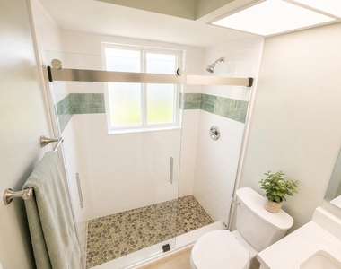 1232 Cabana Road - Photo Thumbnail 23