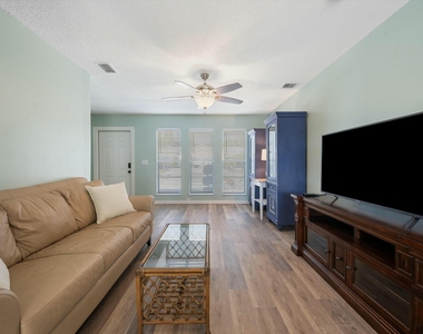 1494 Easthampton Circle - Photo Thumbnail 4