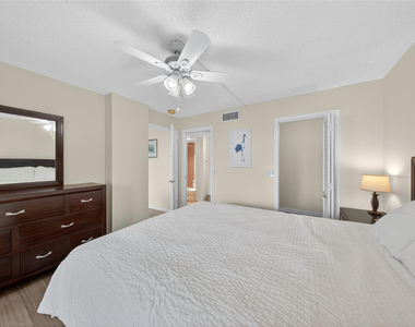 800 Jeffery Street - Photo Thumbnail 30