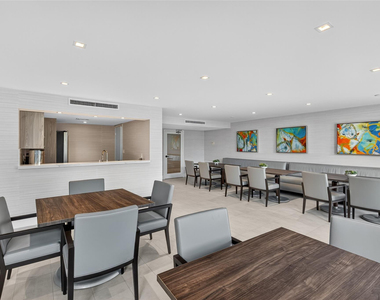 800 Jeffery Street - Photo Thumbnail 42