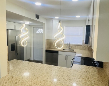 8345 Sunrise Lakes Boulevard - Photo Thumbnail 3