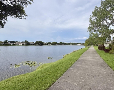 5325 Tennis Lane - Photo Thumbnail 24