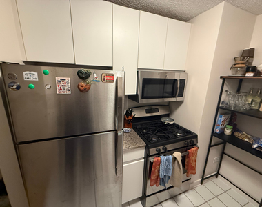 175 East 96th Street - Photo Thumbnail 9