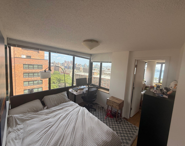 175 East 96th Street - Photo Thumbnail 1