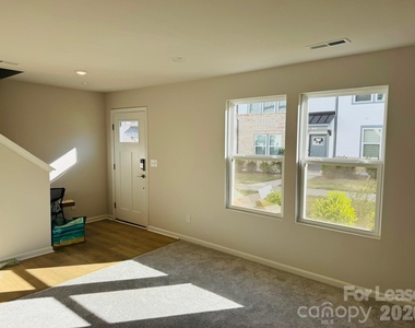 1412 Blanche Street - Photo Thumbnail 12