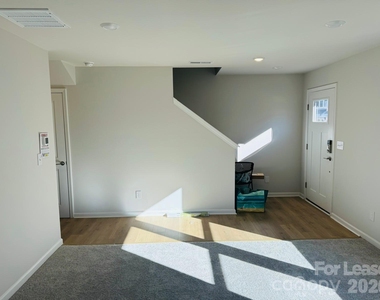 1412 Blanche Street - Photo Thumbnail 13