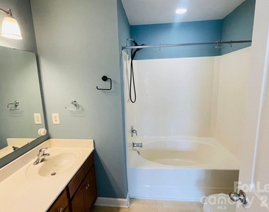 5112 Prosperity Church Road - Photo Thumbnail 12