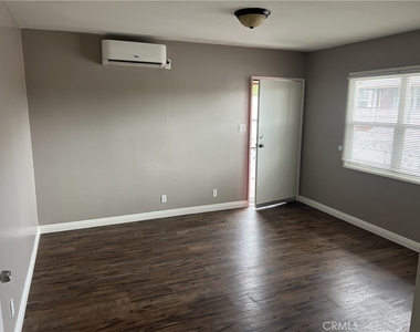 5518 Rosemead Boulevard - Photo Thumbnail 2