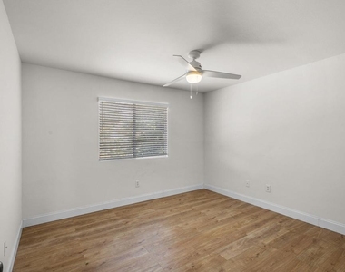 4707 Calle Cancun - Photo Thumbnail 30