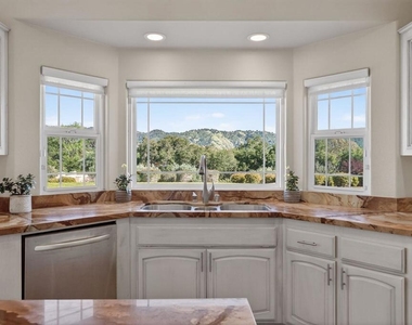 10995 Alto Court - Photo Thumbnail 13