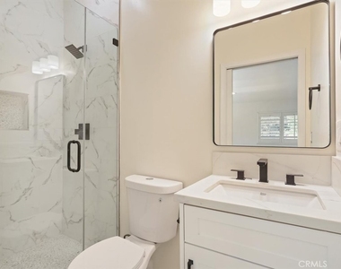 8501 Enfield Avenue - Photo Thumbnail 10