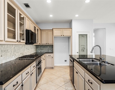 28911 Mirada Circulo - Photo Thumbnail 15
