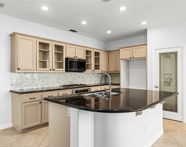 28911 Mirada Circulo - Photo Thumbnail 14