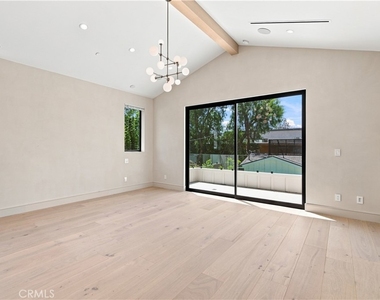 13944 Valleyheart Drive - Photo Thumbnail 16
