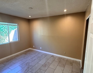 9510 Bandera Street - Photo Thumbnail 6