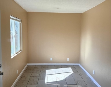 9510 Bandera Street - Photo Thumbnail 13