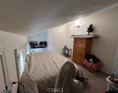 12750 Centralia Street - Photo Thumbnail 6