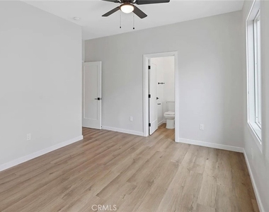 1829 E 4th - Photo Thumbnail 12