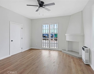 1829 E 4th - Photo Thumbnail 3