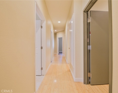 876 N Euclid Avenue - Photo Thumbnail 26
