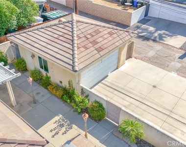 876 N Euclid Avenue - Photo Thumbnail 5
