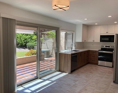 17463 Plaza Dolores - Photo Thumbnail 3