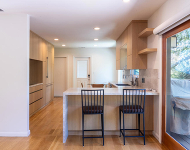 1483 Arroyo View Drive - Photo Thumbnail 8
