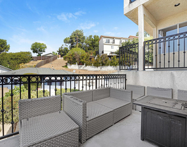 2779 Fyler Place - Photo Thumbnail 13