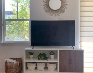 1129 Abelia - Photo Thumbnail 5