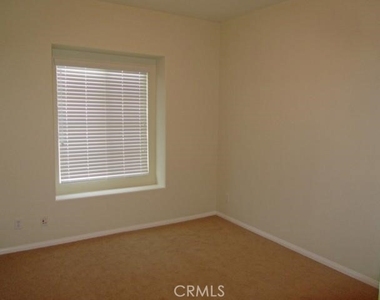 46 Strawflower Street - Photo Thumbnail 27