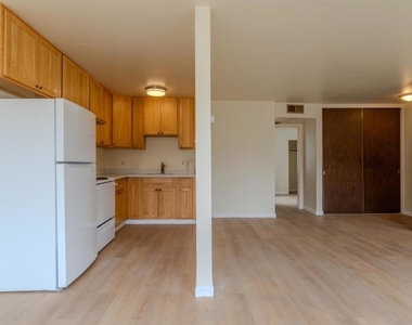 580 Lisbon Street - Photo Thumbnail 3