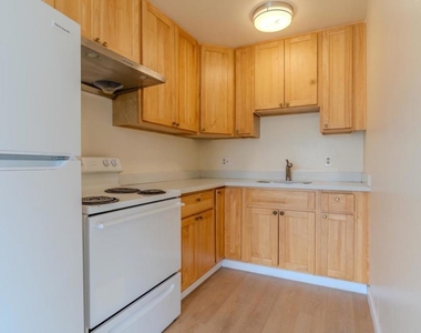 580 Lisbon Street - Photo Thumbnail 4