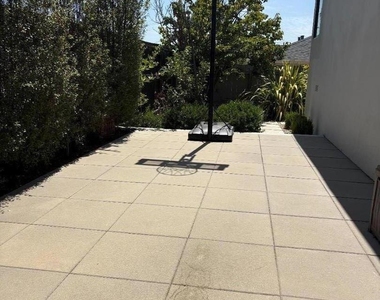 319 Helen Drive - Photo Thumbnail 15