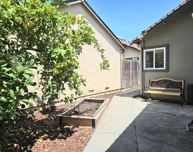 29444 Chance Street - Photo Thumbnail 3