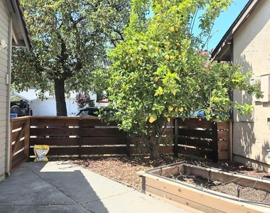 29444 Chance Street - Photo Thumbnail 4