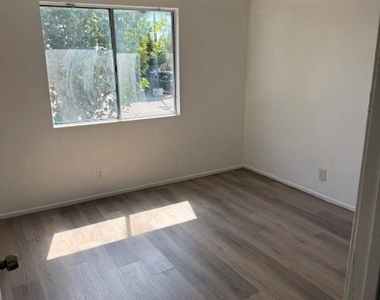 16845 San Bernardino - Photo Thumbnail 6