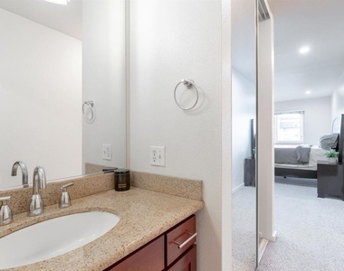 1315 A St - Photo Thumbnail 18