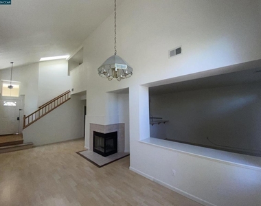 293 Scotts Vly - Photo Thumbnail 8