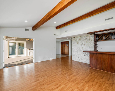 3115 Dona Susana Drive - Photo Thumbnail 11