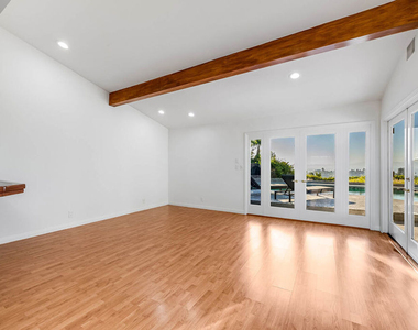 3115 Dona Susana Drive - Photo Thumbnail 10