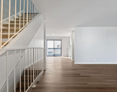 29239 Heathercliff Road - Photo Thumbnail 7